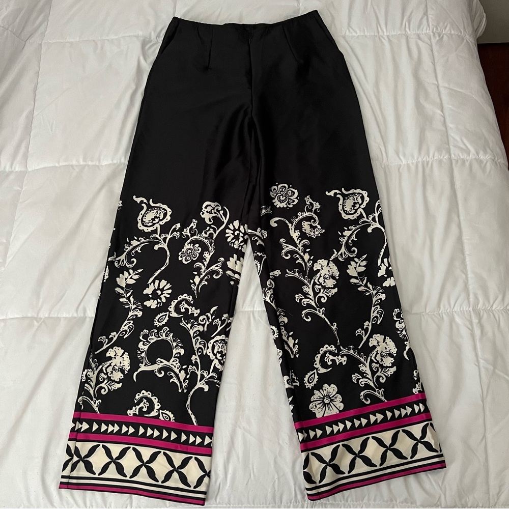 Floral Black and White Women's Pants